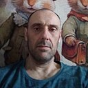 Лев, 45 лет