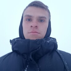 Фотография мужчины Максим, 23 года из г. Саратов