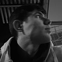 Саша, 23 года