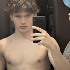 Фотография мужчины Илья, 19 лет из г. Серпухов