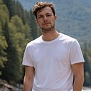 Саша, 23 года