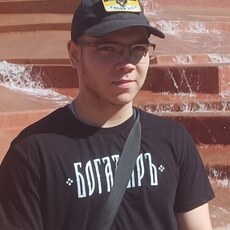 Фотография мужчины Bogdan, 20 лет из г. Енакиево