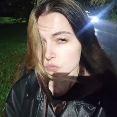 Фотография девушки Карина, 19 лет из г. Санкт-Петербург