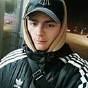 Максим, 21 год