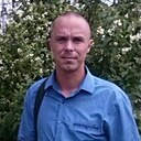 Ден, 44 года