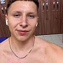 Макс, 18 лет