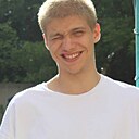 Максим, 18 лет