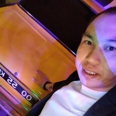 Фотография мужчины Ильнур, 32 года из г. Омск