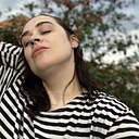 Elisabeth, 34 года