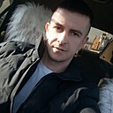 Дмитриевич, 33 года