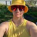 Максим, 33 года