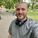 Олег, 33 года