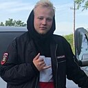 Максим, 24 года