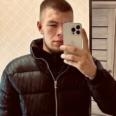 Фотография мужчины Владик, 22 года из г. Артем