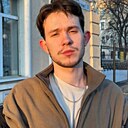 Роман, 20 лет