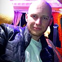 Михаил, 32 года