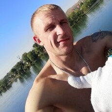 Фотография мужчины Влад, 35 лет из г. Усть-Каменогорск