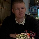 Максим, 22 года