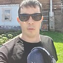 Слава, 33 года