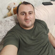 Фотография мужчины Ceyhun, 33 года из г. Нижнекамск