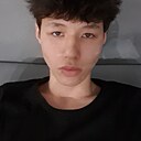 Алинур, 18 лет