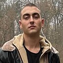 Михайло, 21 год