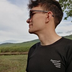 Фотография мужчины Валентин, 26 лет из г. Норильск