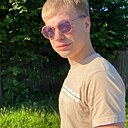 Денис, 22 года