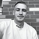 Максим, 32 года