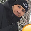 Виктор, 33 года