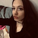 Юля, 18 лет