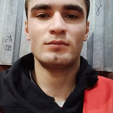 Фотография мужчины Алишер, 21 год из г. Москва