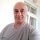 Вардан, 63 года