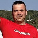 Максим, 42 года