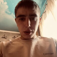 Фотография мужчины Денис, 22 года из г. Киселевск