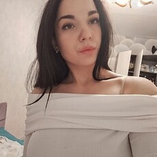 Фотография девушки Карина, 18 лет из г. Ульяновск