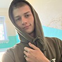 Денис, 22 года