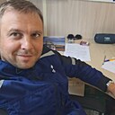 Роман, 33 года
