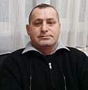 Vali Valentin, 51 год