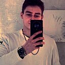 Илья, 19 лет