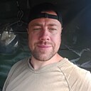 Макс, 33 года