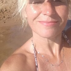 Ирина, 44 из г. Санкт-Петербург.
