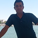 Шохрух, 39 лет