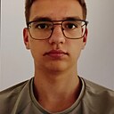 Макс, 18 лет