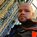 Михаил, 32 года