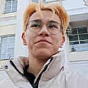 Искандер, 20 лет