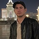 Без Девушка, 21 год