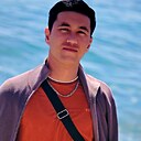По, 35 лет