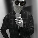 Лев, 23 года