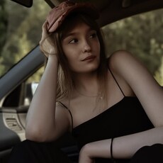 Фотография девушки Варя, 19 лет из г. Киров